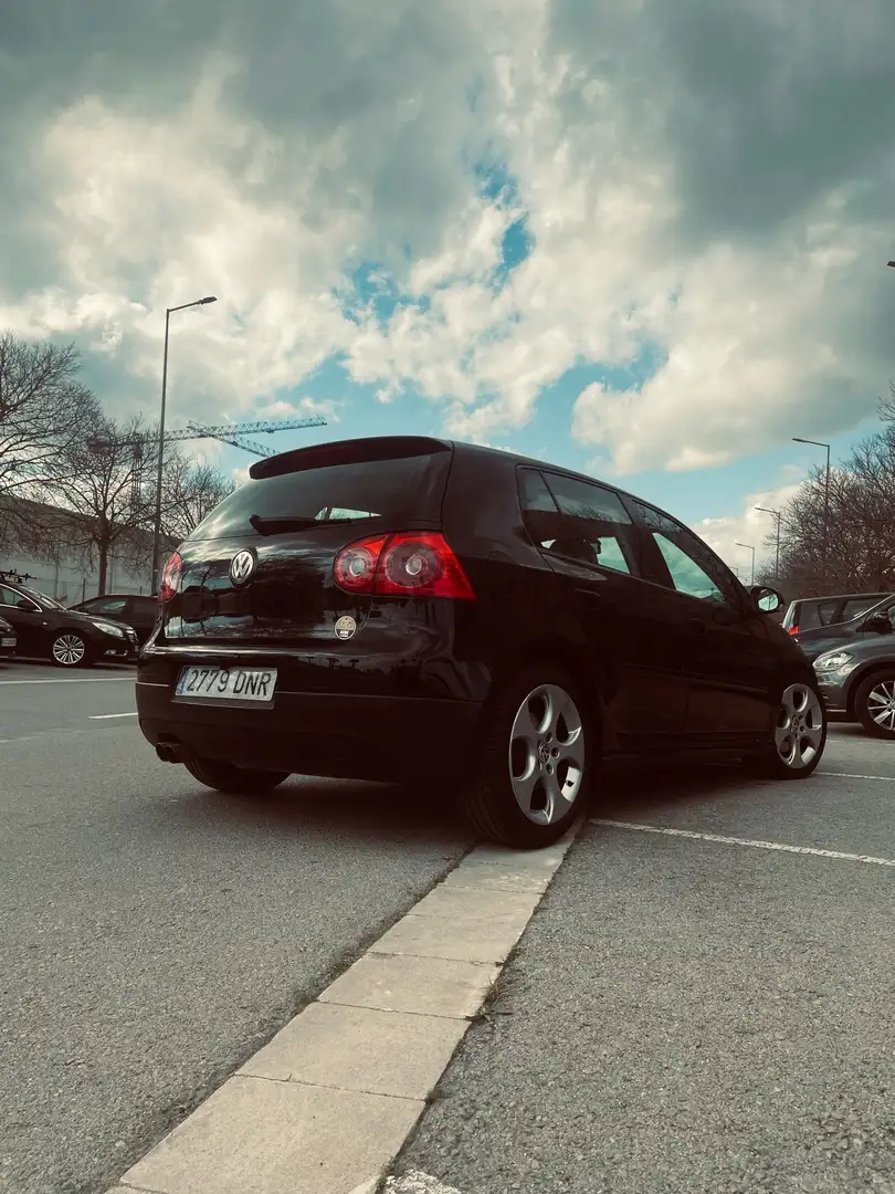 Volkswagen Golf 2.0TDI Highline DSG GTD - 2