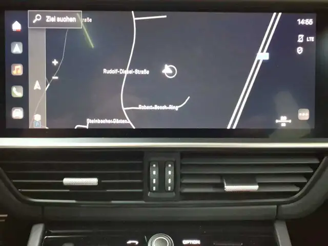 Porsche Cayenne view 12