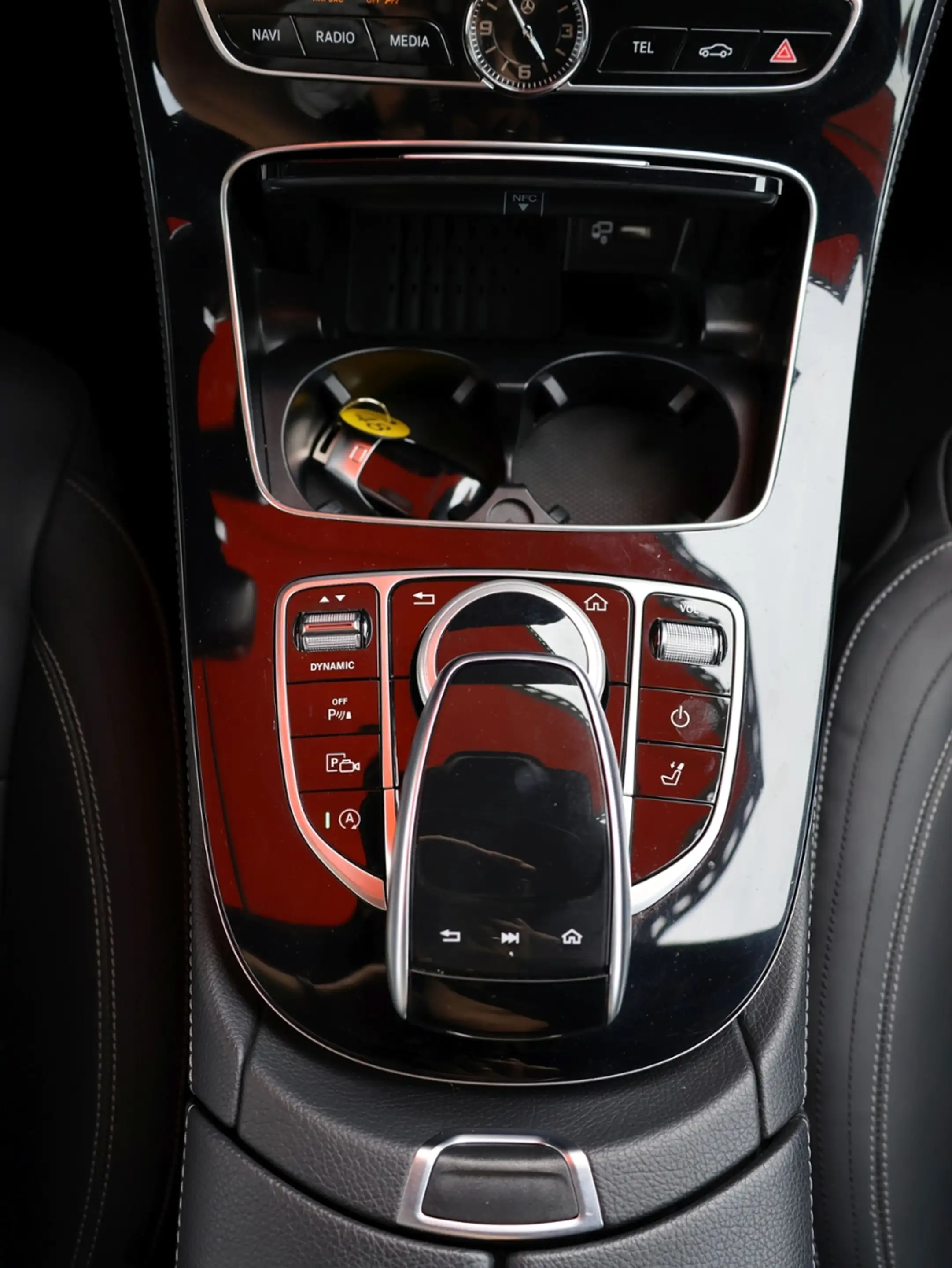 Mercedes-Benz E 450 4Matic AMG Night 360° Widescreen Burmester — photo 9