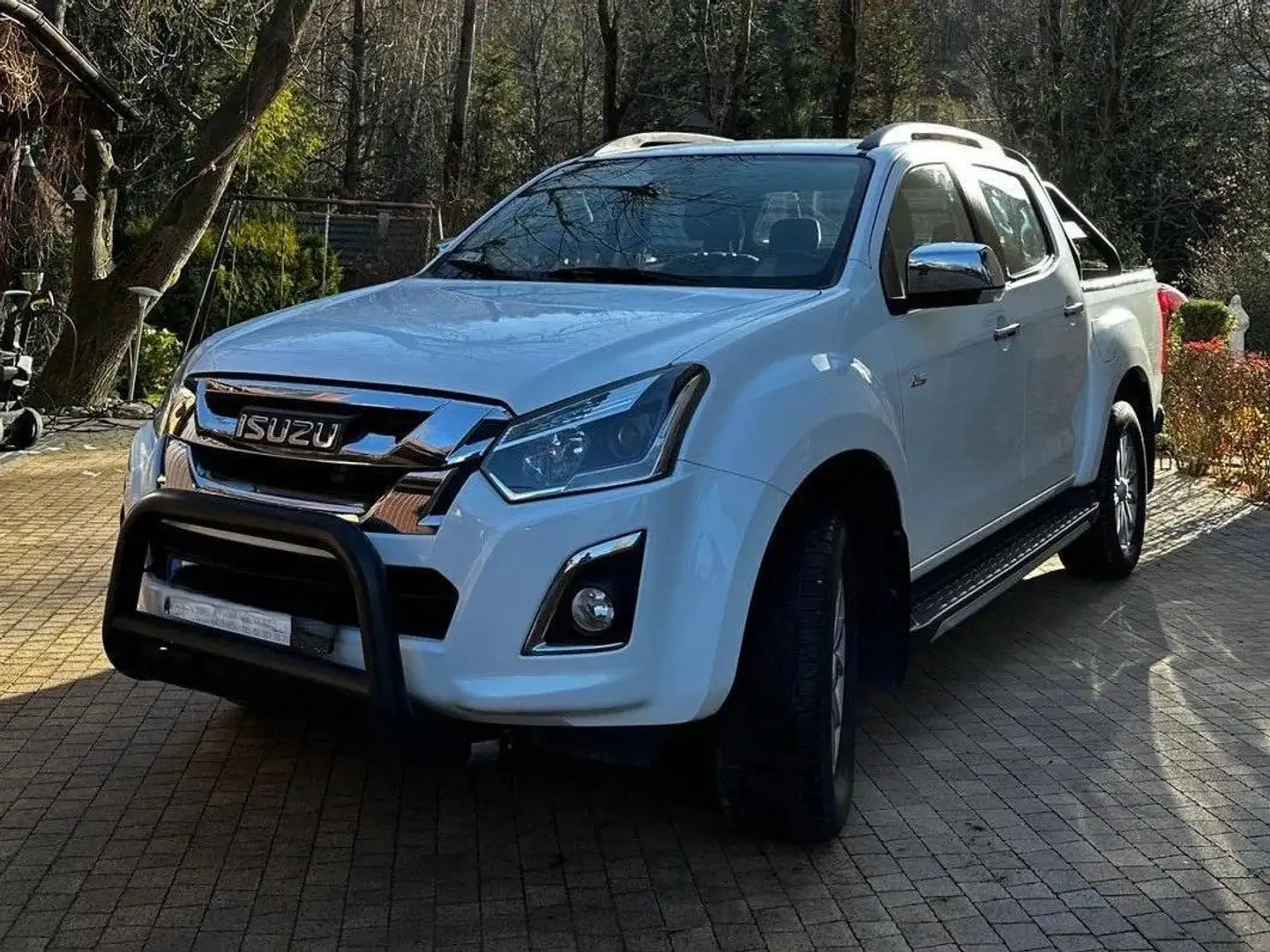 Isuzu D-Max D-Max 1.9 td crew Solar Supernova 4x4 auto Bianco - 1