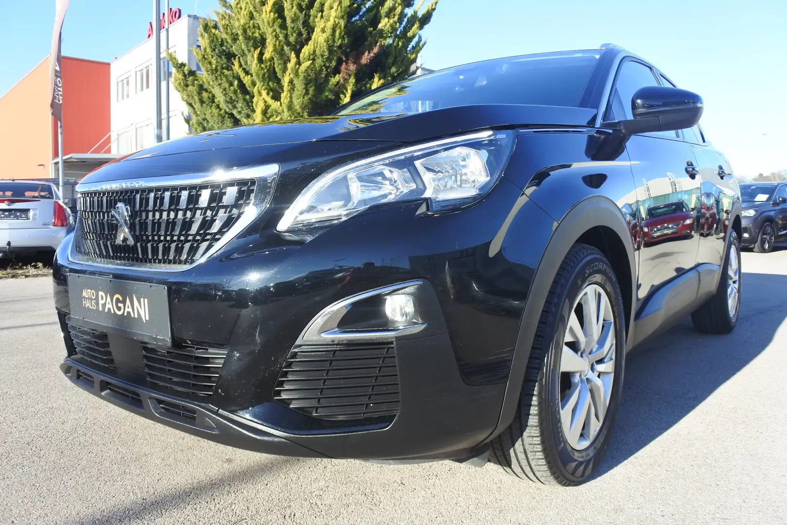 Peugeot 3008 3008 1,5 BlueHDi 130 S&S 6-Gang Active Schwarz - 1
