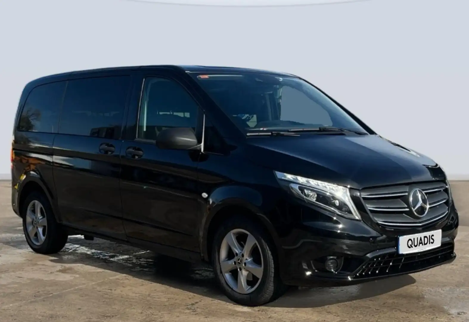 Mercedes-Benz Vito Tourer 114 CDI Select Compacta 9G-Tronic Negro - 2