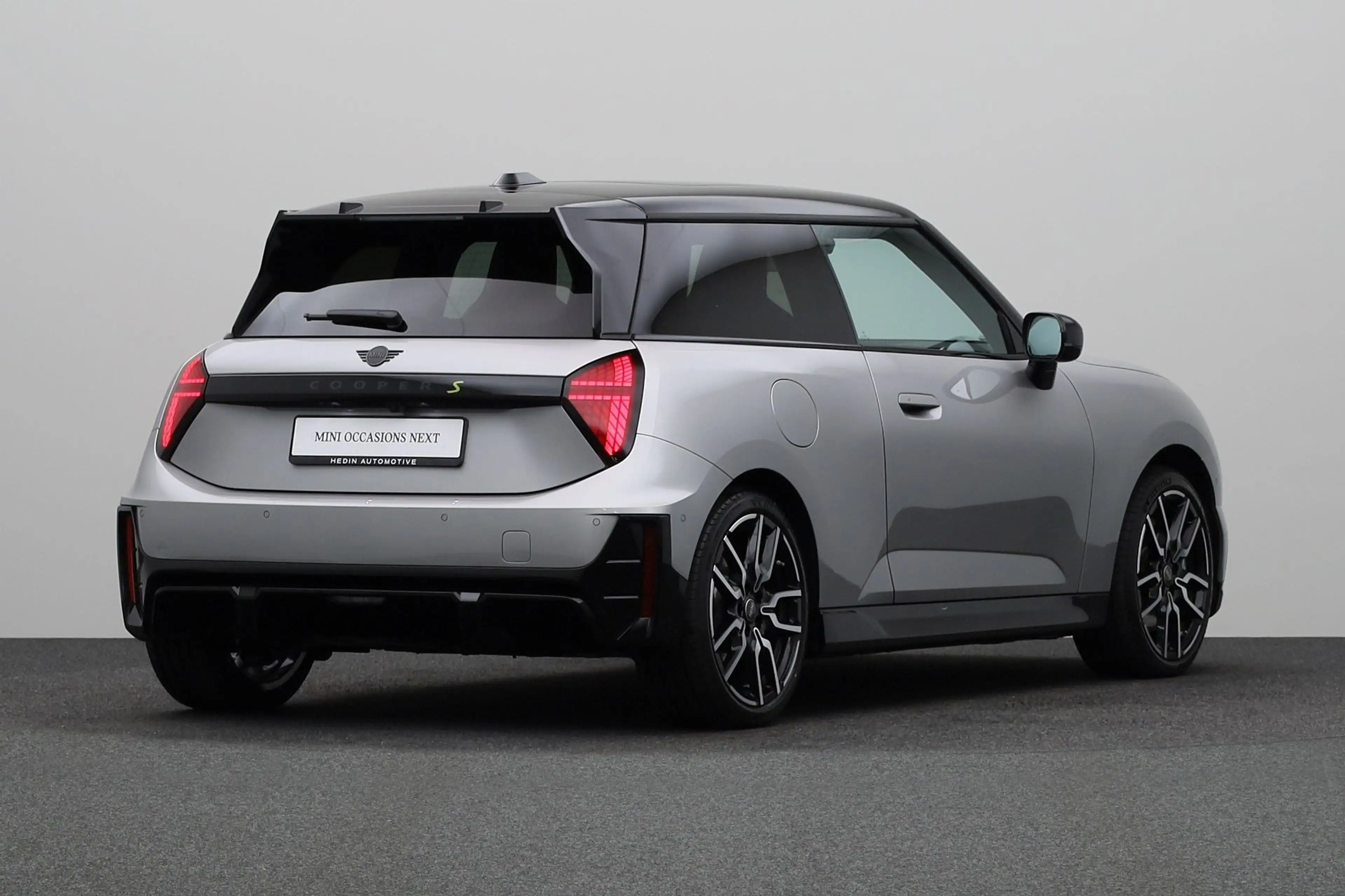 MINI John Cooper Works 3-Deurs SE Cooper M 54.2 kWh | Stuurwielrand verwa — photo 2