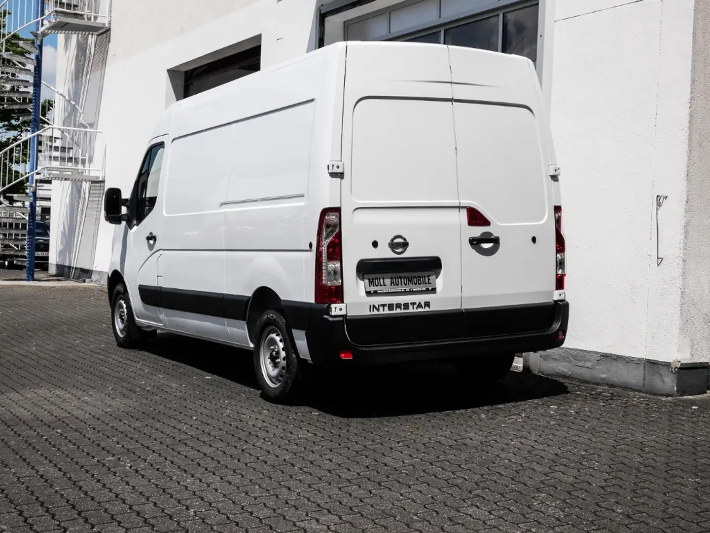 Nissan Interstar Kasten Visia L2H2 3,5t dCi110 Freisprech BT el.SP Weiß - 2
