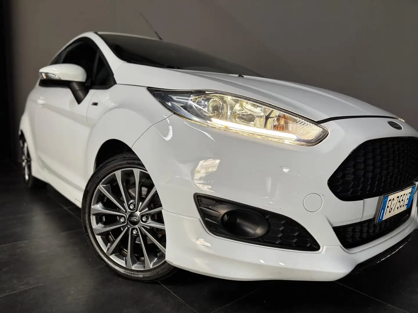 Ford Fiesta 3p 1.5 tdci ST-line ADATTA A NEOPATENTATI (EURO 6) - 2