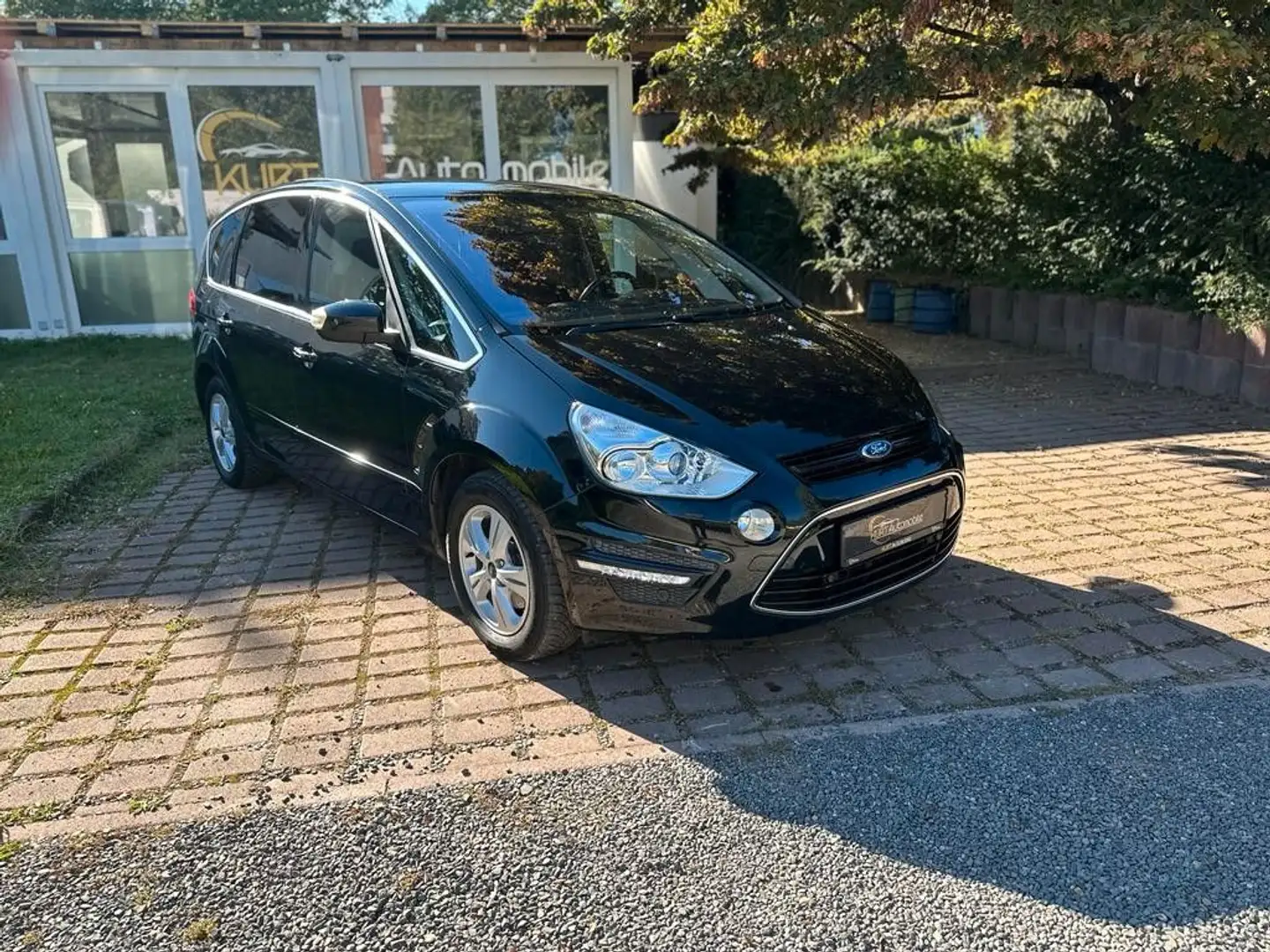 Ford S-Max Titanium-AUTM-NAVI-PANO-Export o. Händler Schwarz - 2