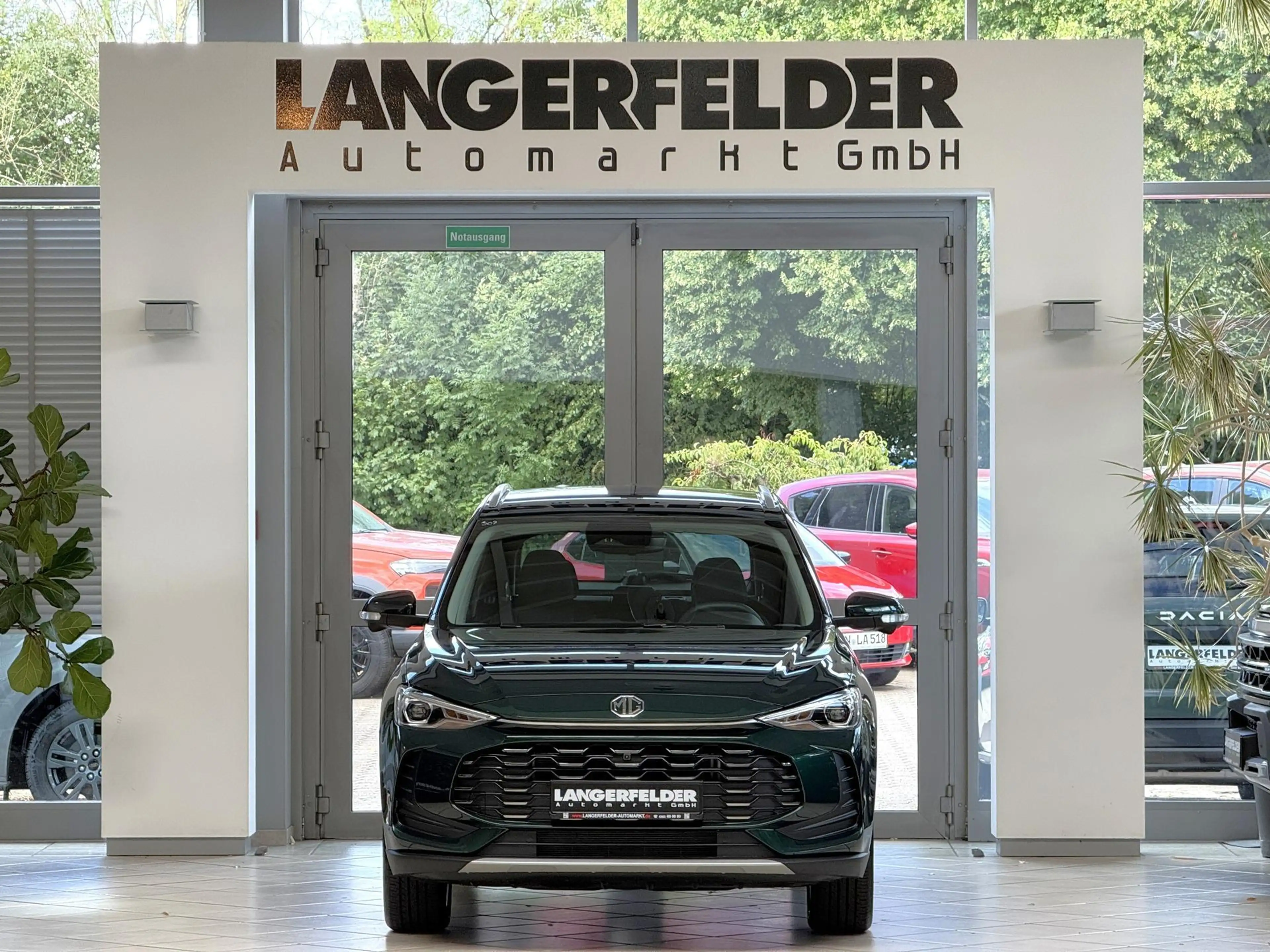 MG ZS ZS Hybrid+ Luxury*PANO*ACC*SHZ*360*CARPLAY — photo 11