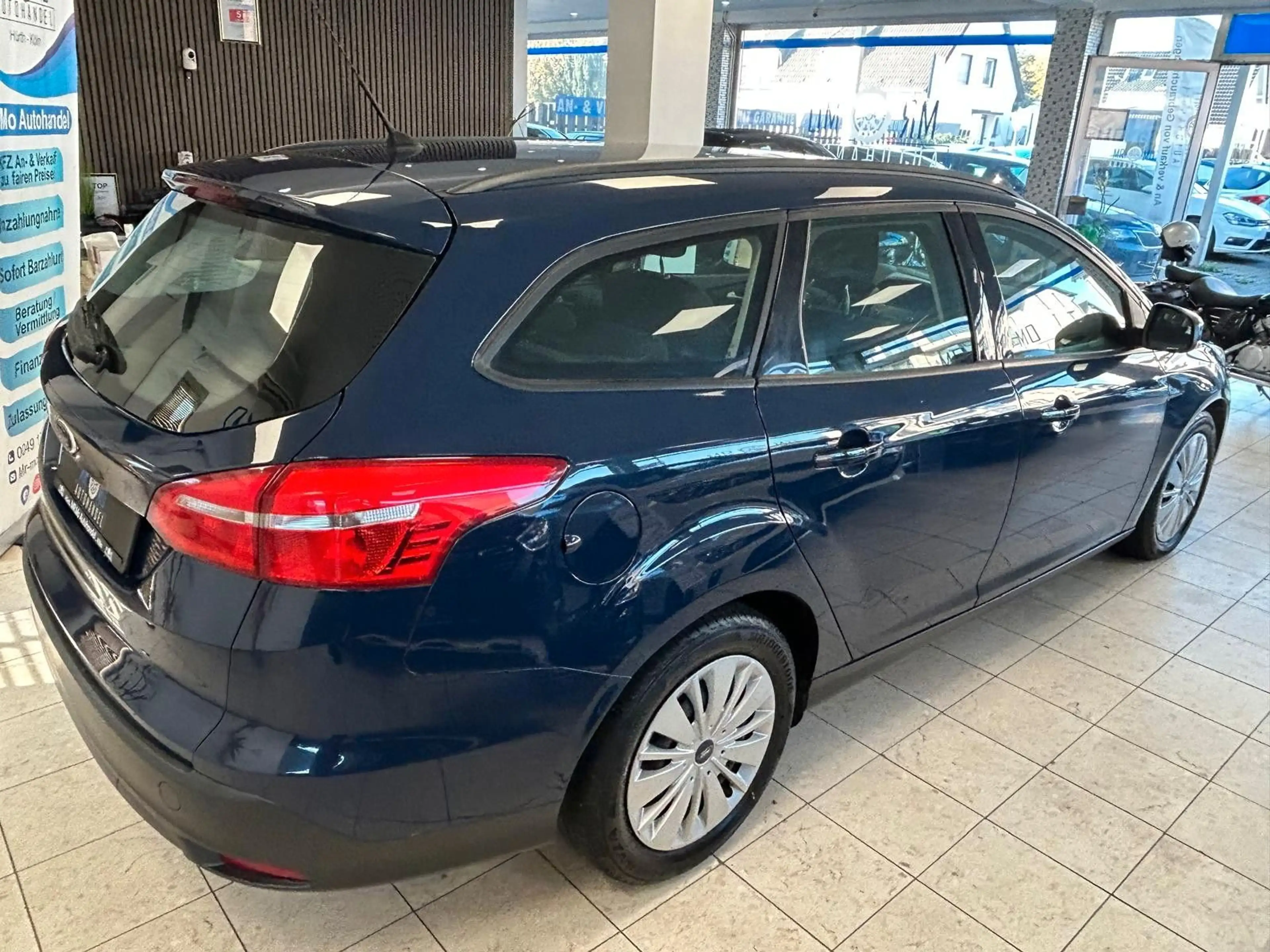 Ford Focus Turnier Trend°El. Fenster°Klima°Tüv Neu — photo 4
