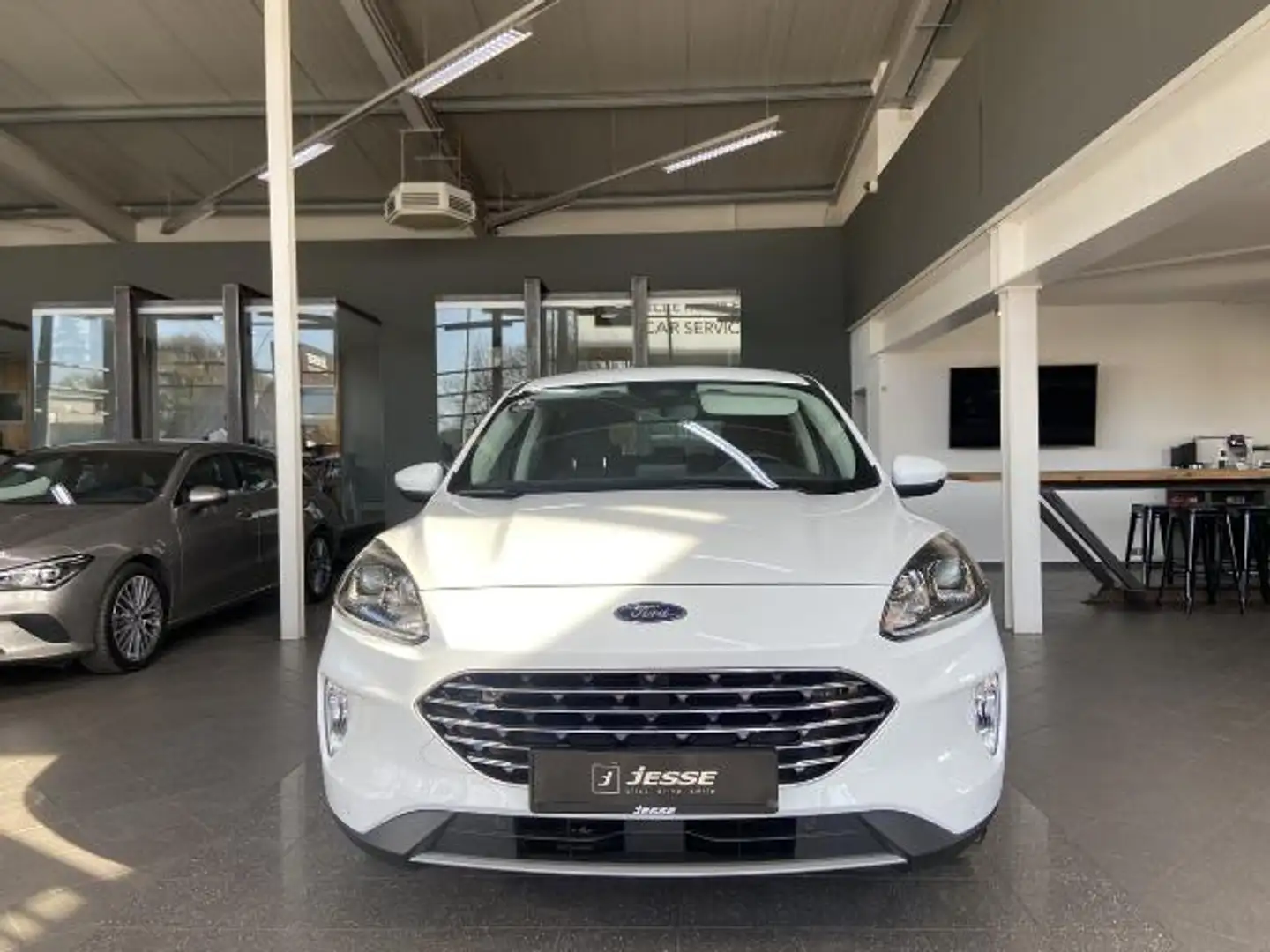 Ford Kuga 2.5 Duratec Plug-in-Hybrid PHEV Titanium LED Bianco - 2