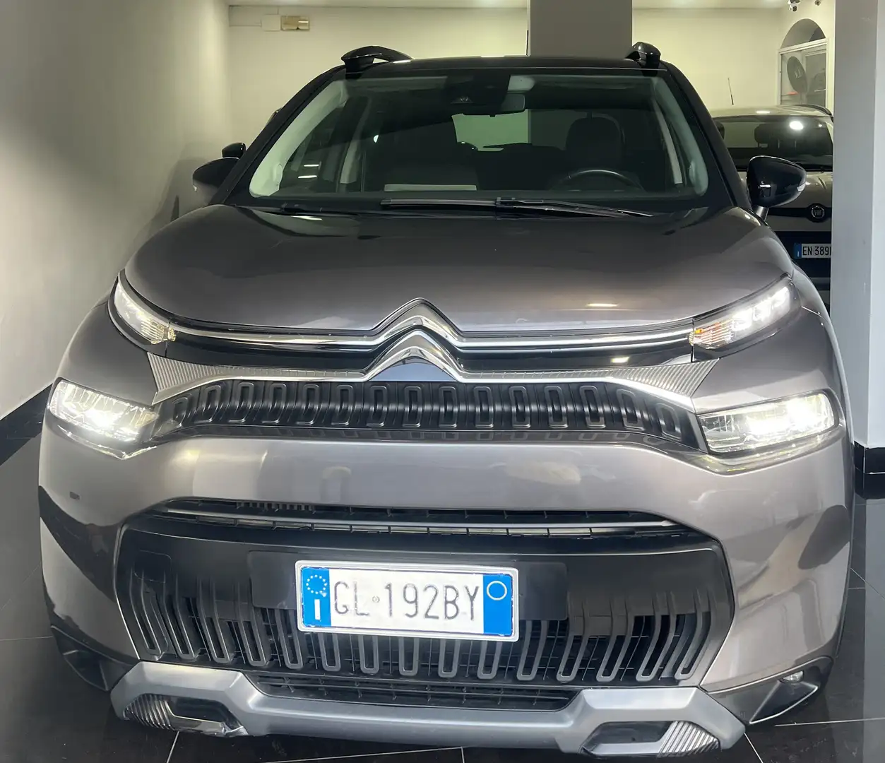 Citroen C3 Aircross 1.5 bluehdi Shine Pack s&s 120cv eat6 Gris - 1