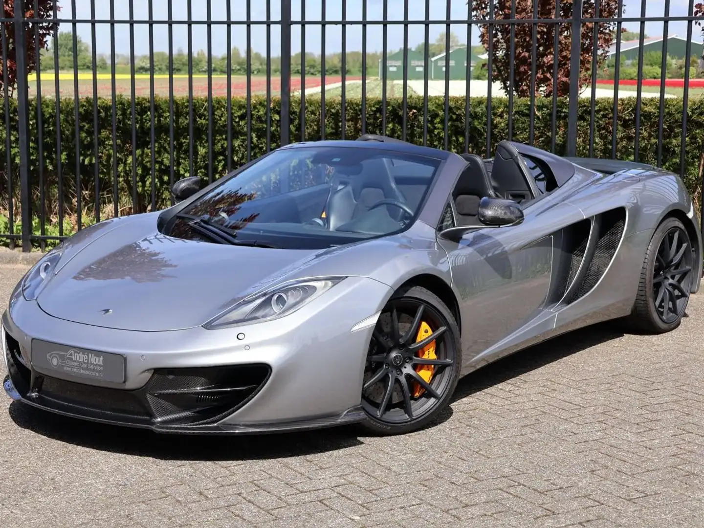 McLaren MP4-12C spider MSO Grey - 1