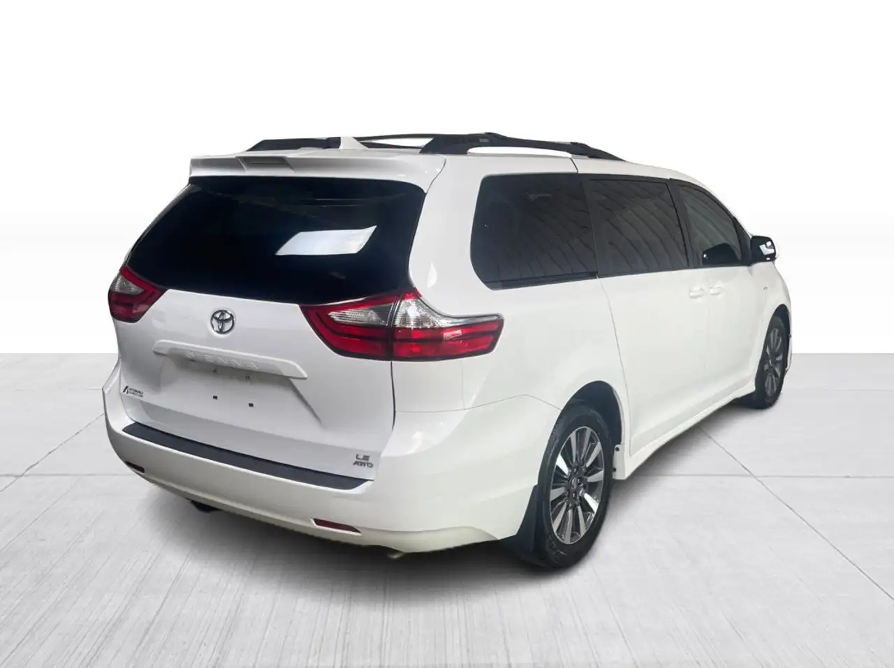 Toyota Sienna fotografie Toyota Sienna