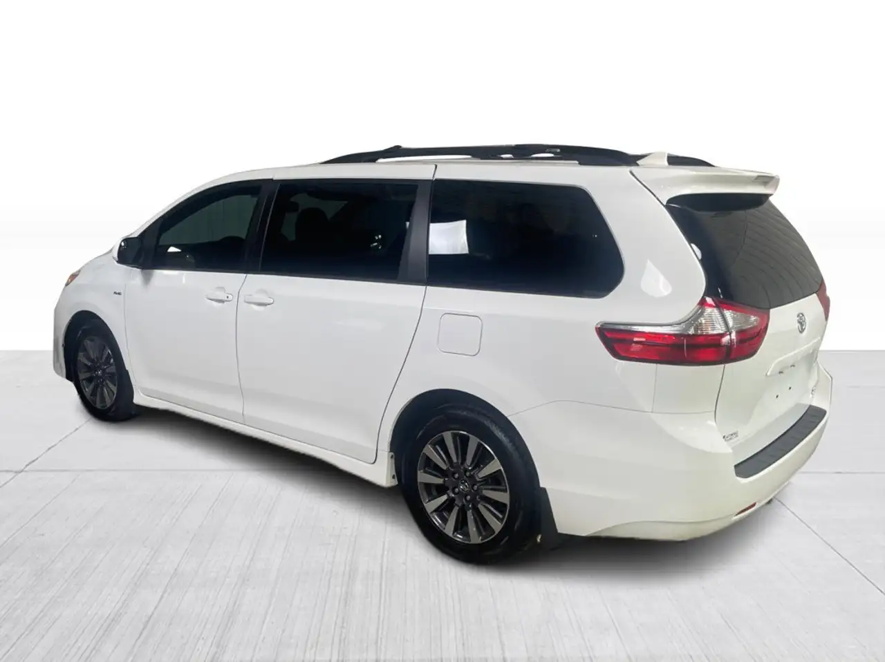 Toyota Sienna fotografie Toyota Sienna