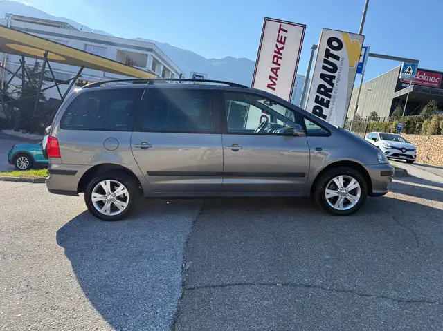 SEAT Alhambra Alhambra 7POSTI II 2009 2.0 tdi Reference