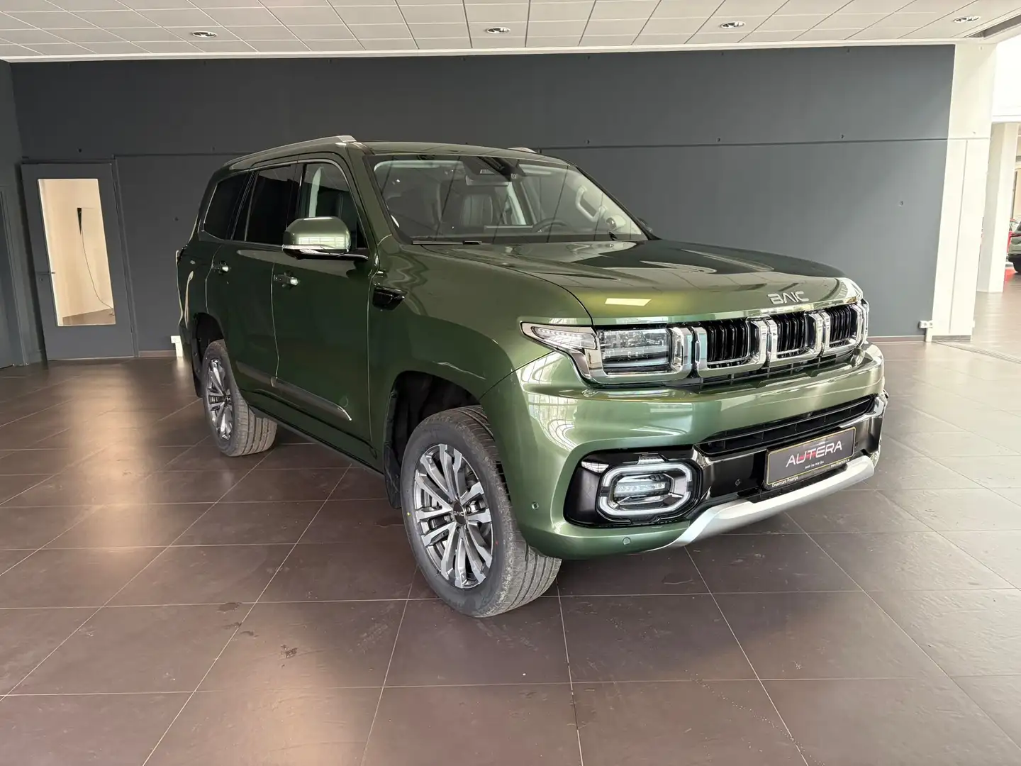 BAIC BJ60 2.0 Turbo 4X4 Grün - 1