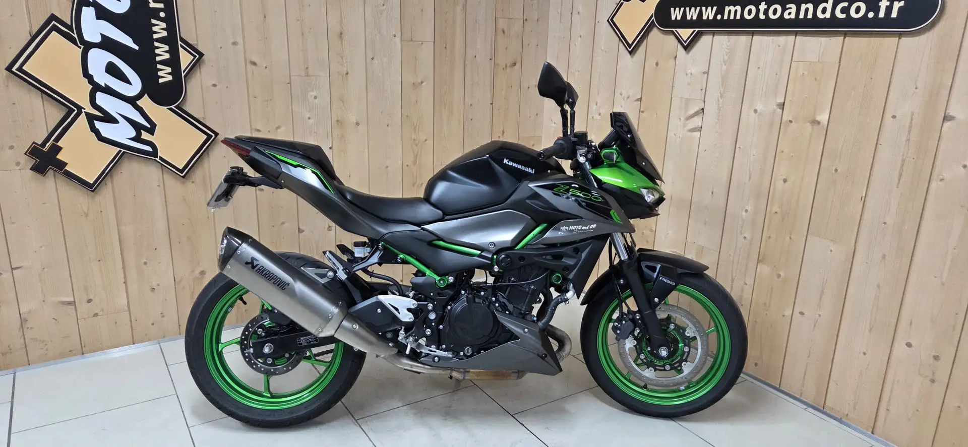 Kawasaki Z 500 SE Vert - 1