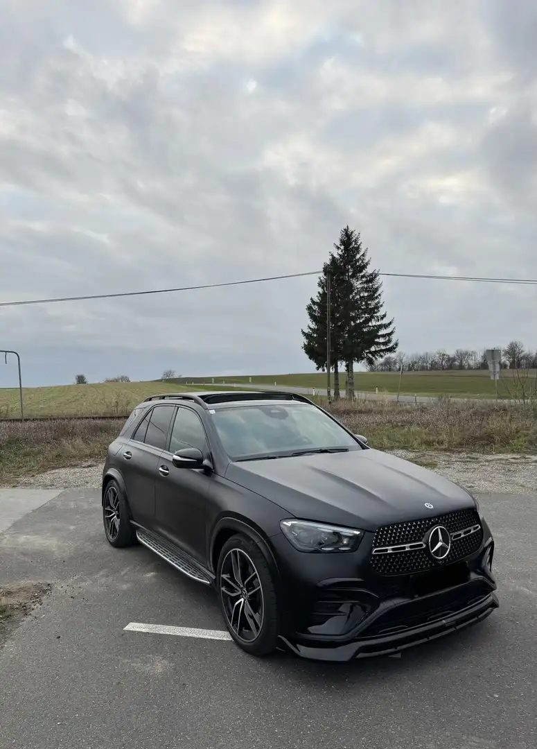Mercedes-Benz GLE 300 d 4Matic 9G-TRONIC AMG Line Advanced Plus - 1