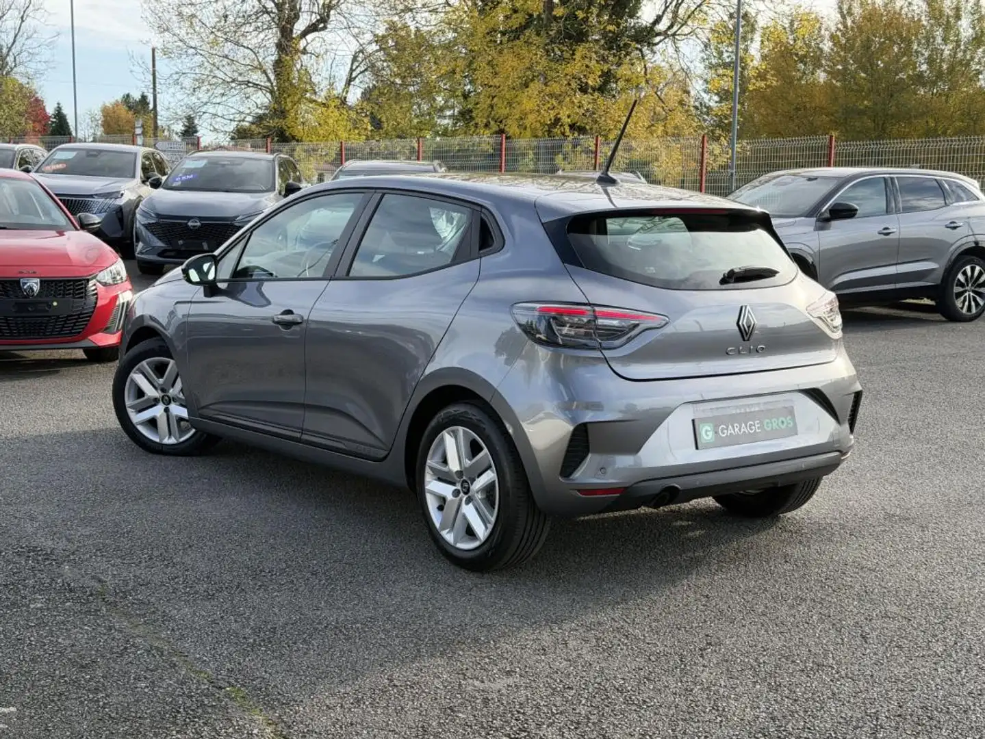 Renault Clio V TCe 90 ch GSR2 Evolution Gris - 2
