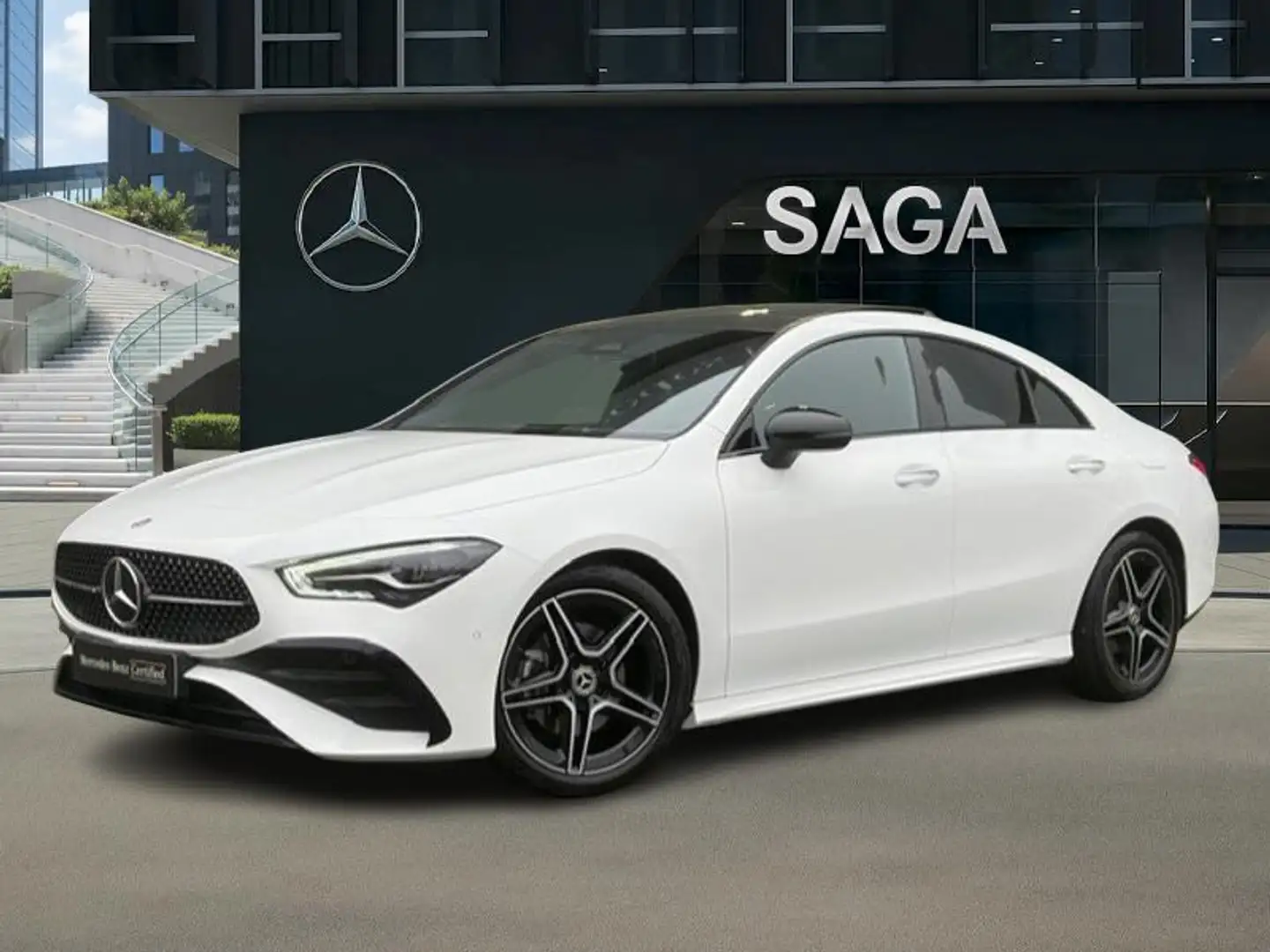 Mercedes-Benz CLA 180 Coupé AMG Pack Night Toit Pano Blanc - 1