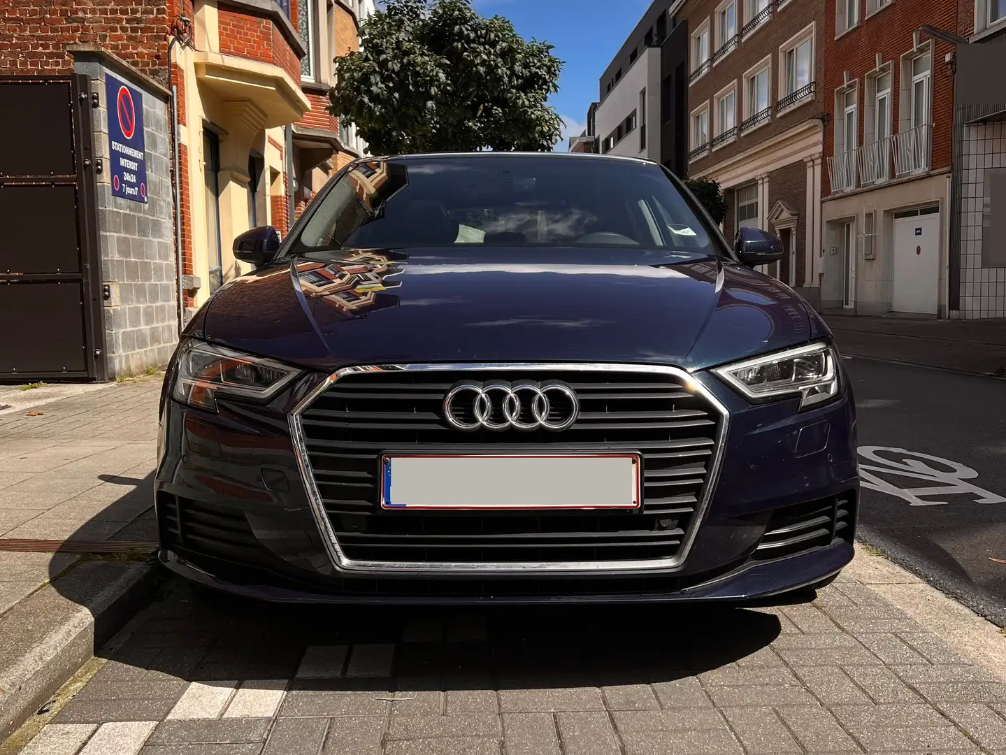 Audi A3 SPORTBACK 1.6 30 TDi 85kW S tr Business Ed 116PK Blauw - 1
