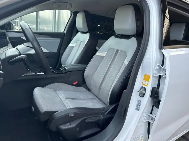 Opel Astra view 9