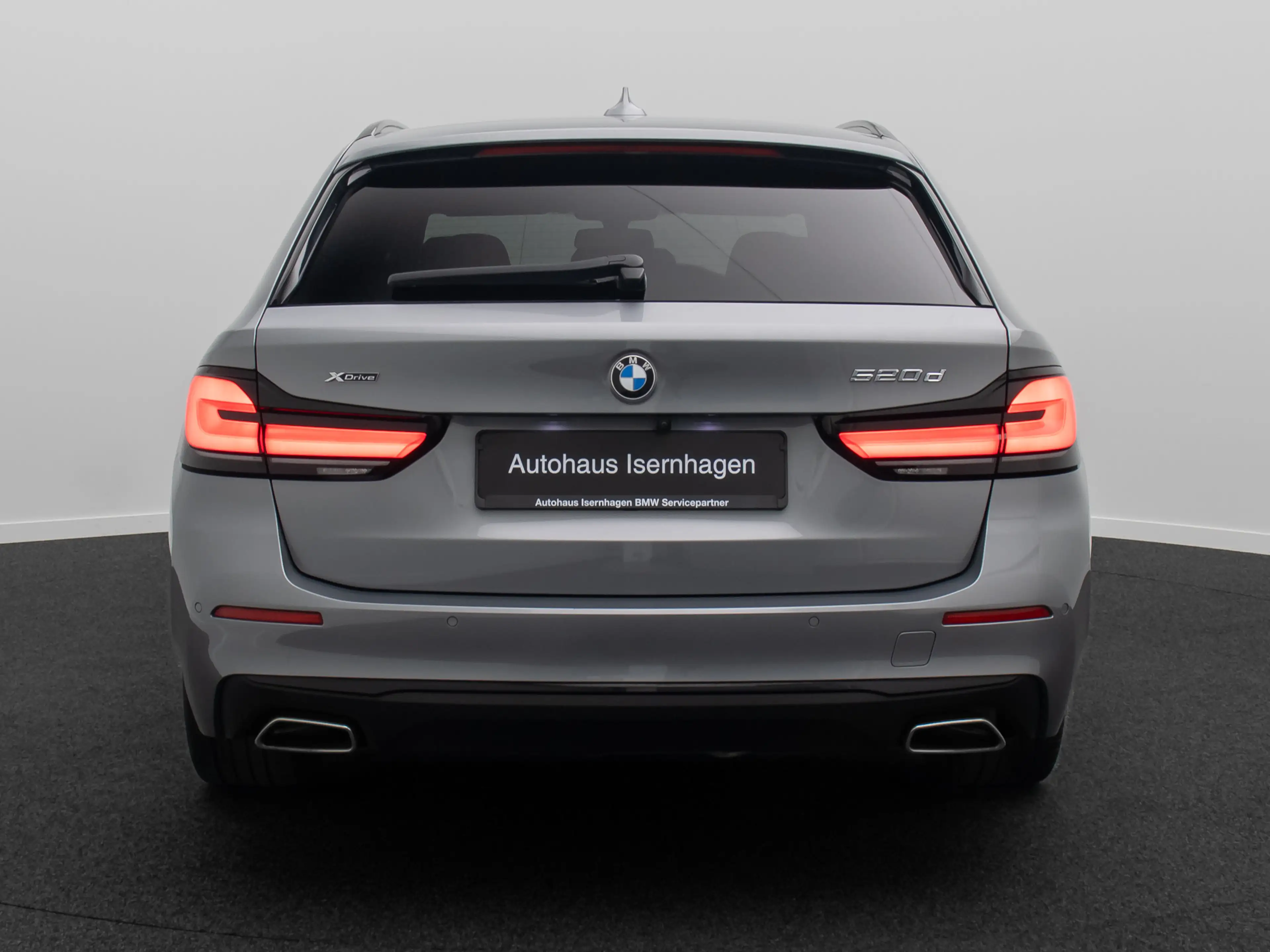 BMW 520 Kamera HUD DAB AHK Alarm ACC Laser Sport — photo 8