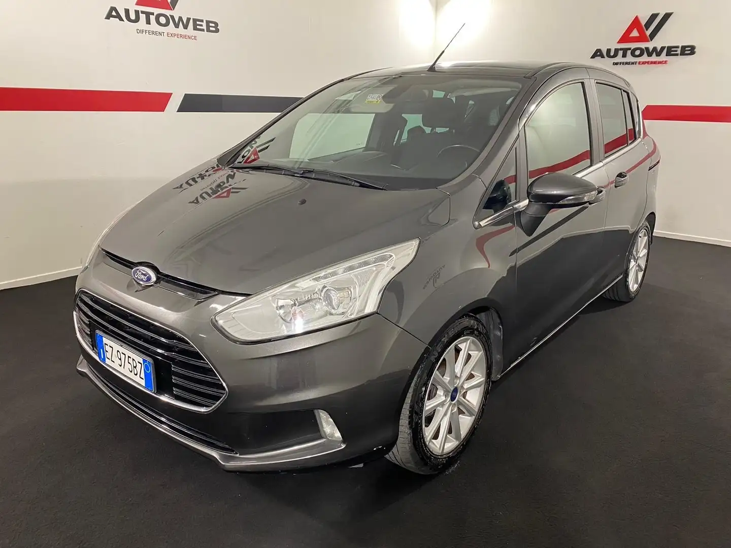 Ford B-Max 1.5 TDCi 75 CV Titanium Grigio - 1
