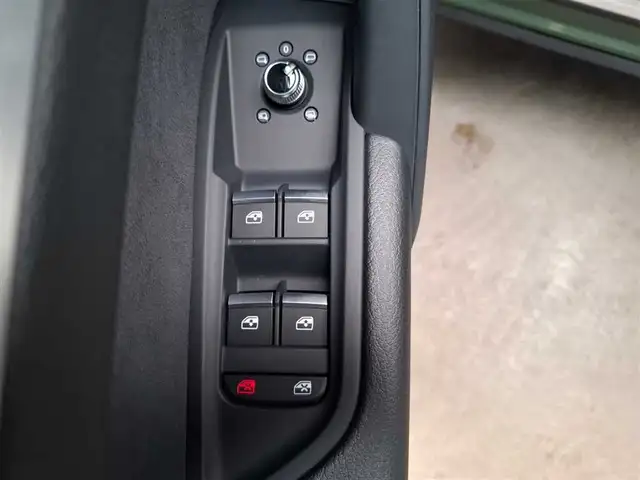 Audi Q5 view 15