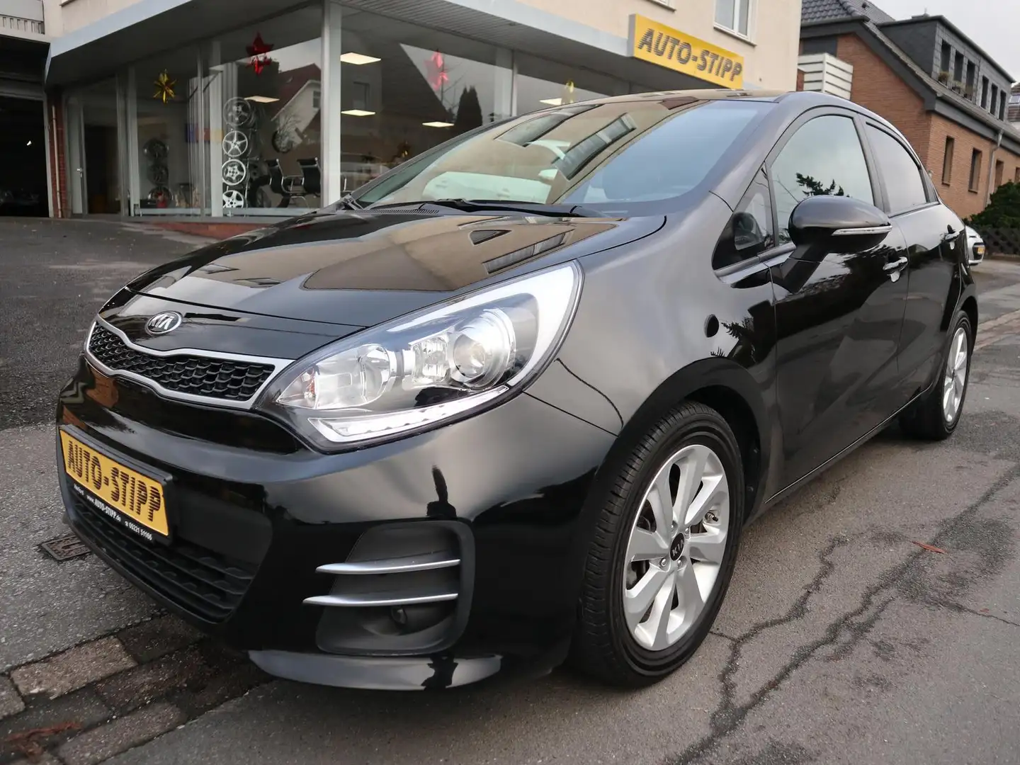 Kia Rio 1.4 Dream Team NAVI RFK SITZH BLUET PDC BC Noir - 1