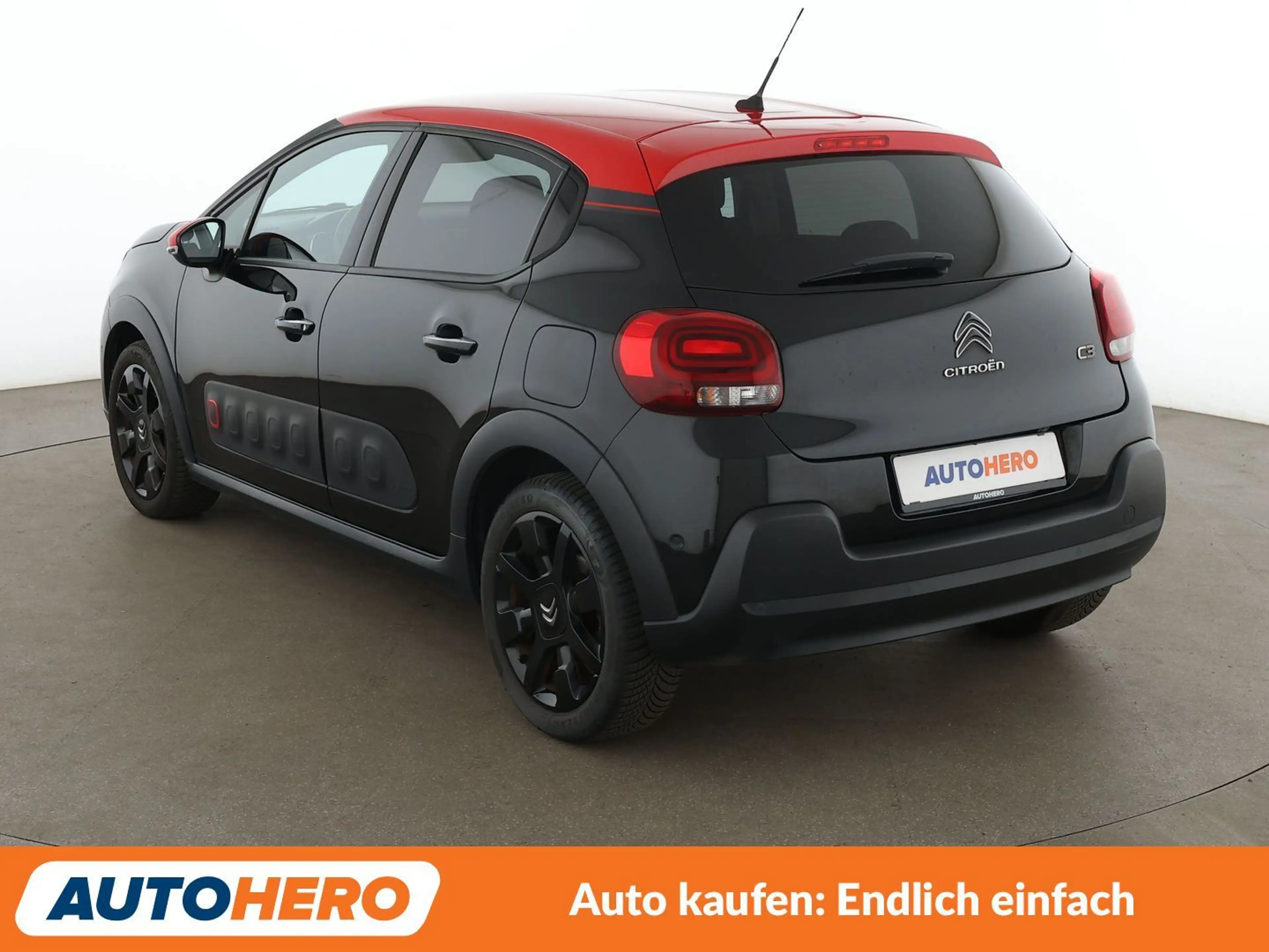 Citroen C3 1.2 PureTech Shine Aut*NAVI*TEMPO*CAM*PDC*SHZ* — photo 4