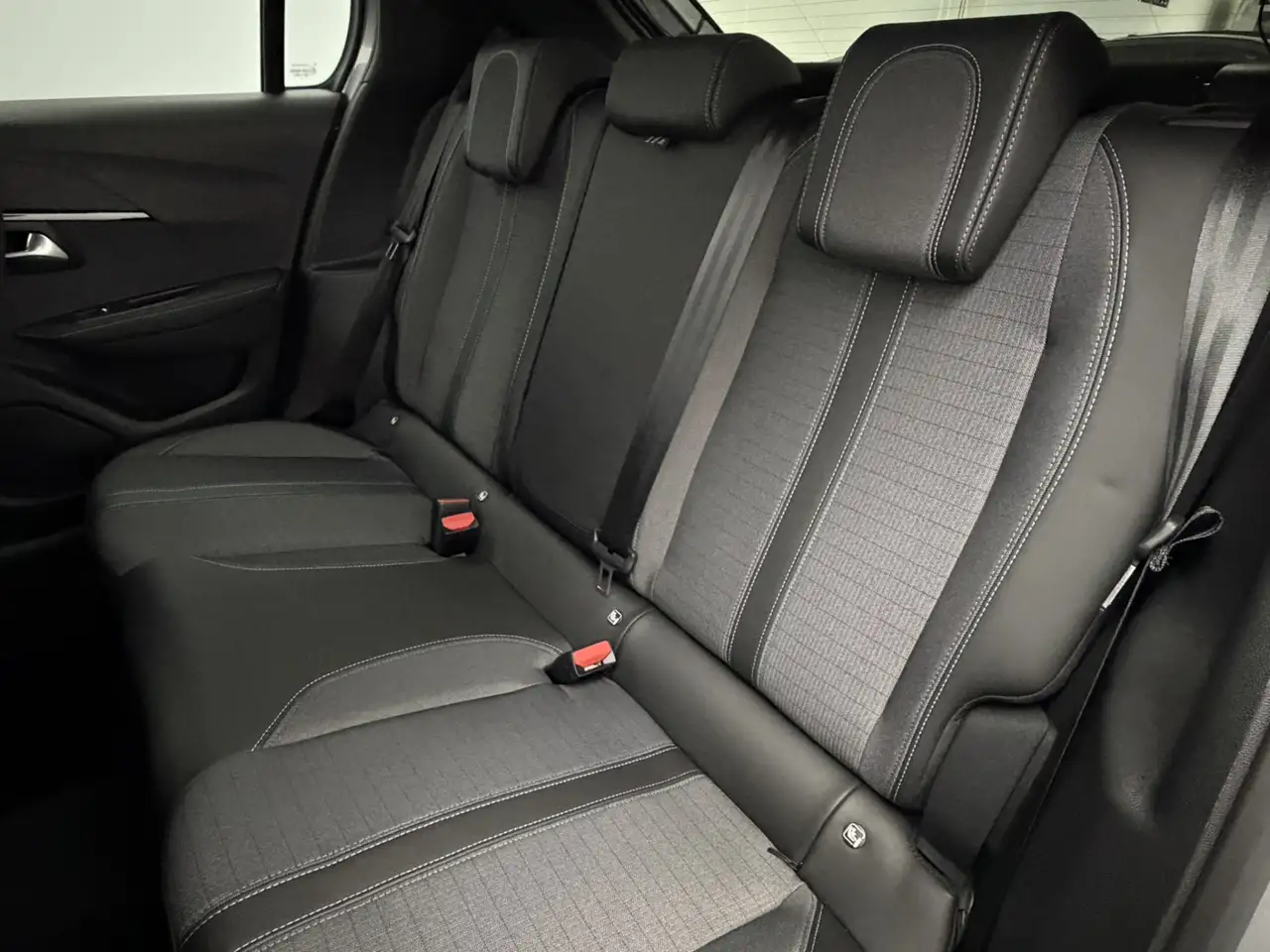 Peugeot E-208 EV Allure Pack 50 kWh 3-Fase SOH 98,5% 3D i-Cock, миниатюра 27