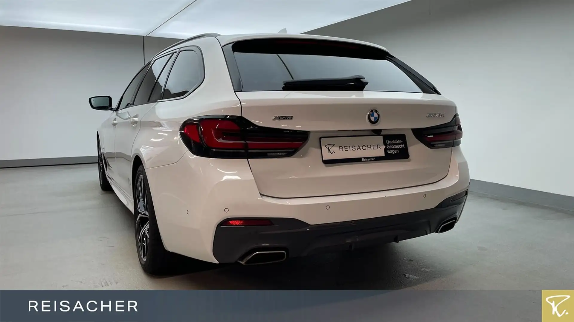 BMW 530 dA xDrive Tou M Sport AHK HUD Laser LM19" Weiß - 2