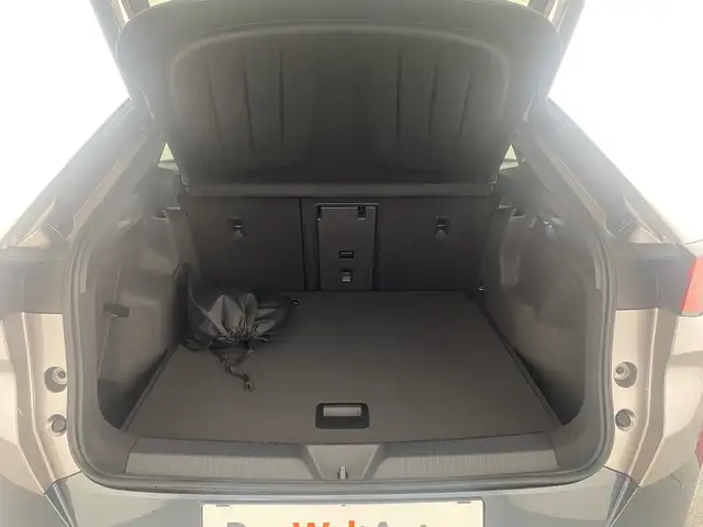 Cupra Tavascan view 7