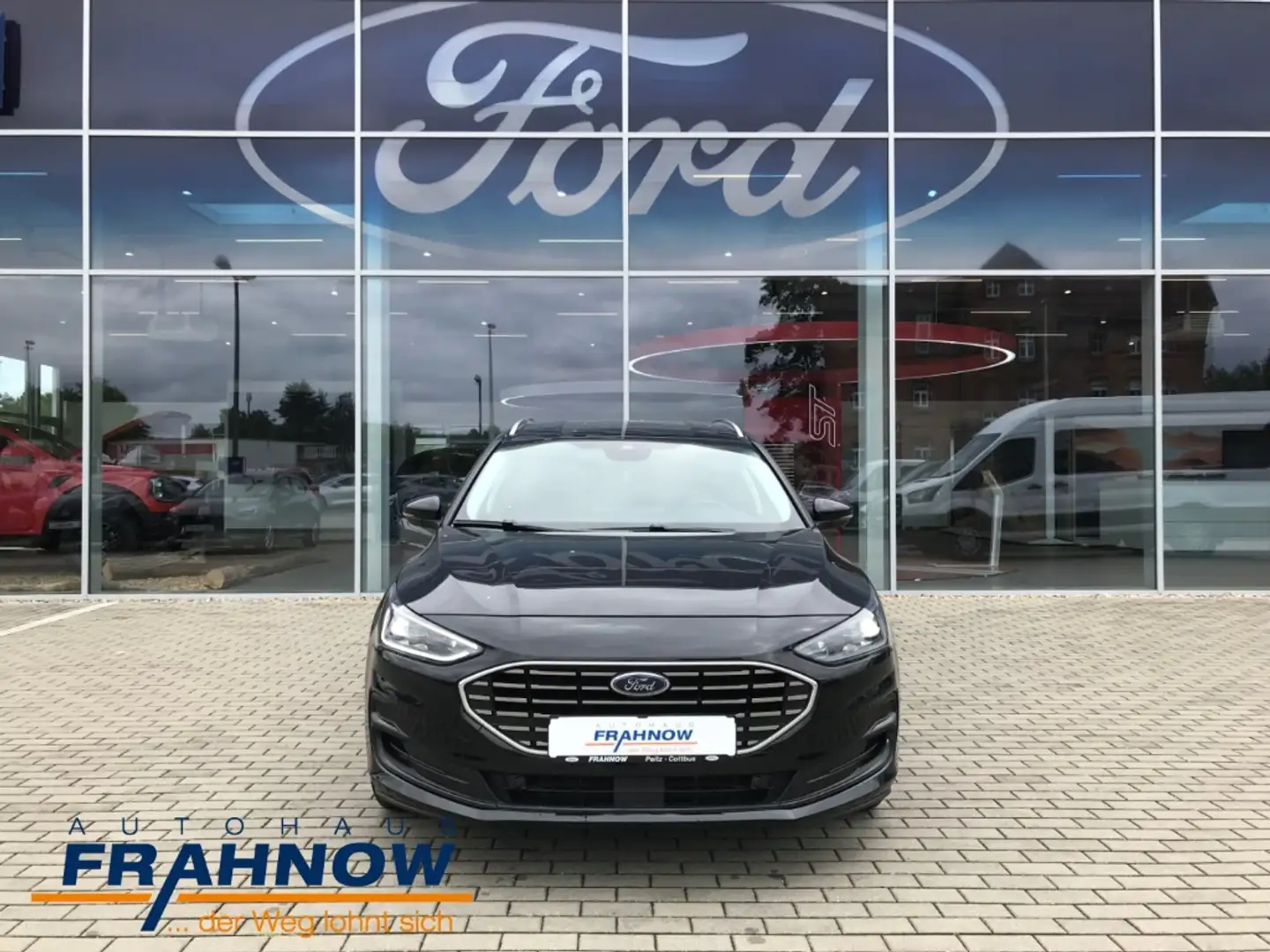 Ford Focus Turnier 1.0 EcoBoost MHEV Titanium X LED NAVI ERGO Schwarz - 2