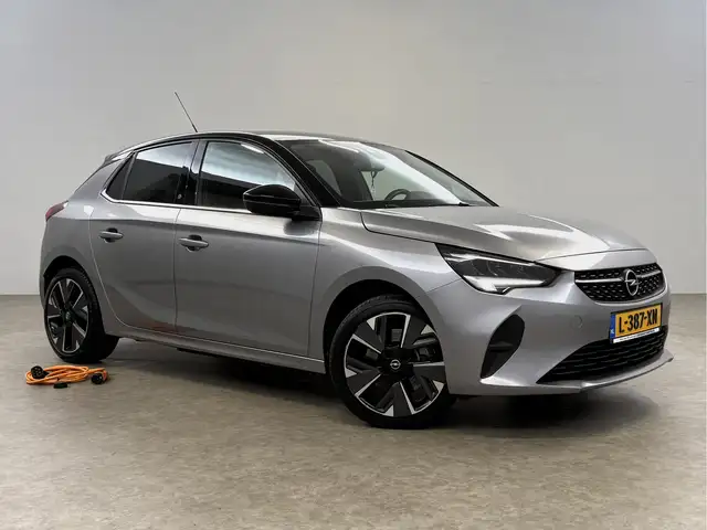Opel Corsa-E view 6