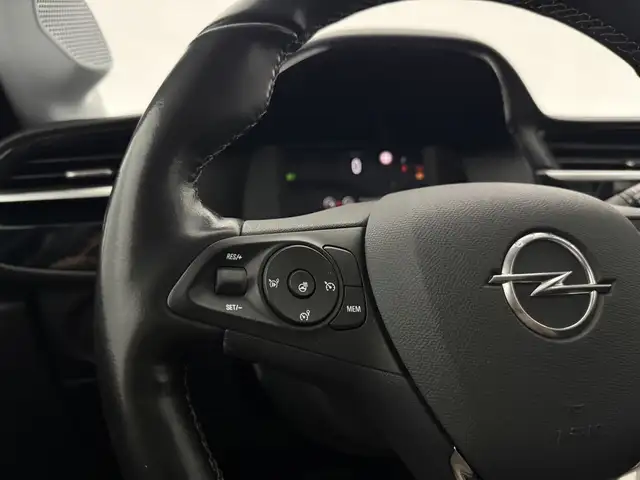 Opel Corsa-E view 24