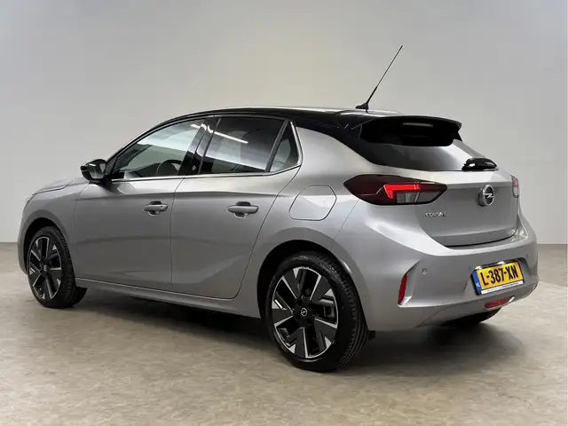 Opel Corsa-E view 3
