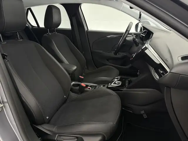 Opel Corsa-E view 18