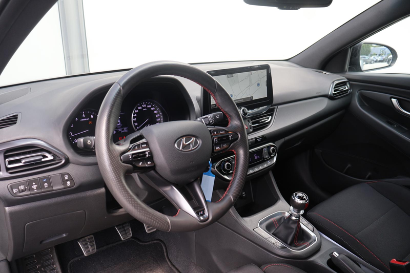 Hyundai i30 N Line 1.5 T-GDI RFK LED DAB Navi Sitzh. — photo 10