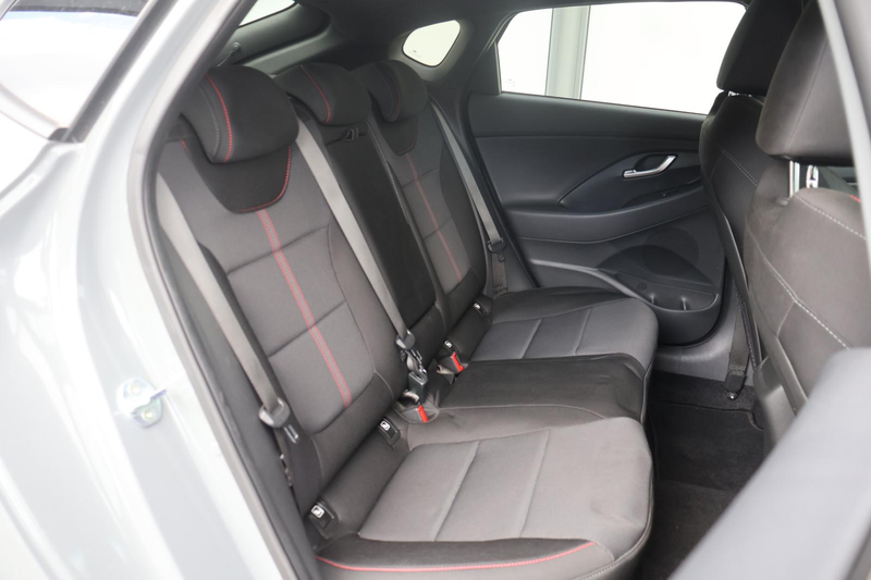 Hyundai i30 N Line 1.5 T-GDI RFK LED DAB Navi Sitzh. — photo 14