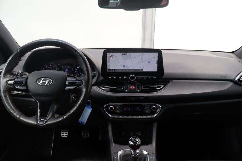 Hyundai i30 N Line 1.5 T-GDI RFK LED DAB Navi Sitzh. — photo 15