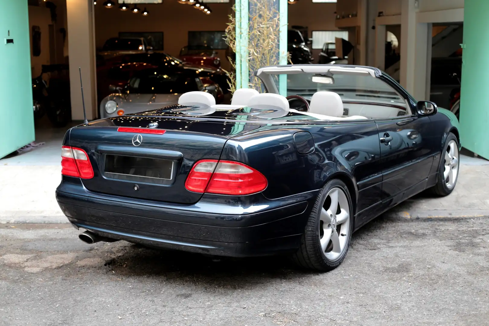 Mercedes-Benz CLK 430 Schwarz - 2