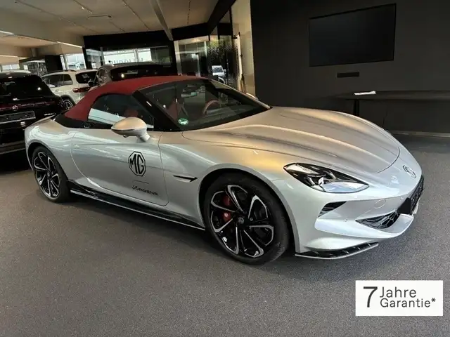 MG Cyberster Elektromotor 375 kW 77 kWh Dual Motor (3