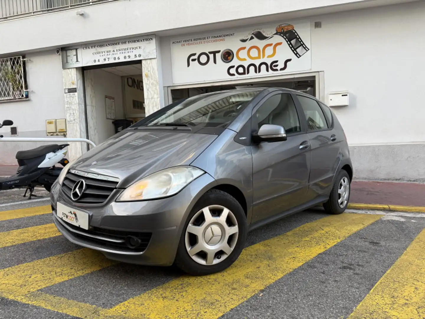 Mercedes-Benz A 160 160 CDI CLASSIC Gris - 1