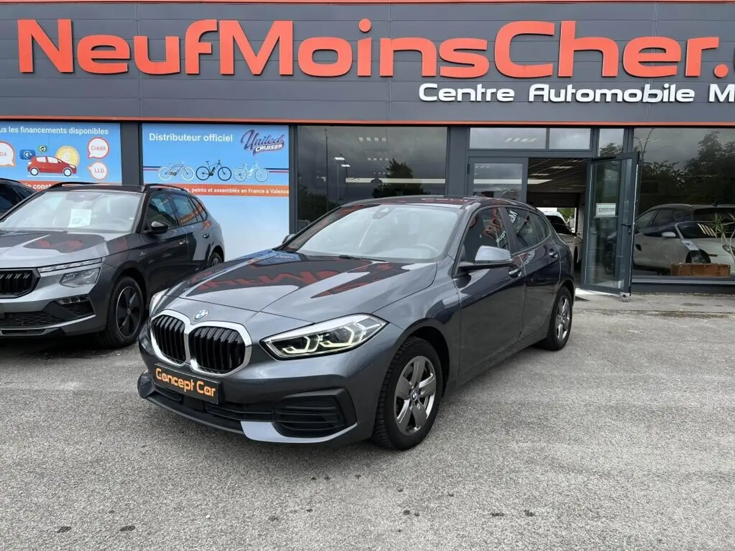 BMW Advantage Pack 116dA 116cv + Sièges avant chauffan Gris - 1