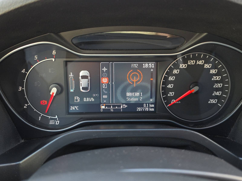 Ford S-Max Business Edition * TOP Zustand*TÜV 01/2028* — photo 12