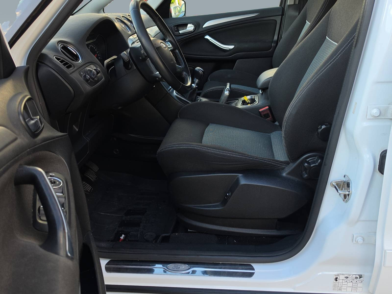 Ford S-Max Business Edition * TOP Zustand*TÜV 01/2028* — photo 9