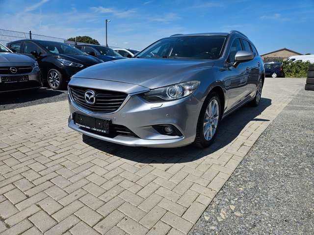 Imagine Mazda 6 Kombi Center-Line