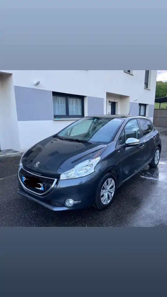 Peugeot 208 1.4 HDi 68ch BVM5 Active