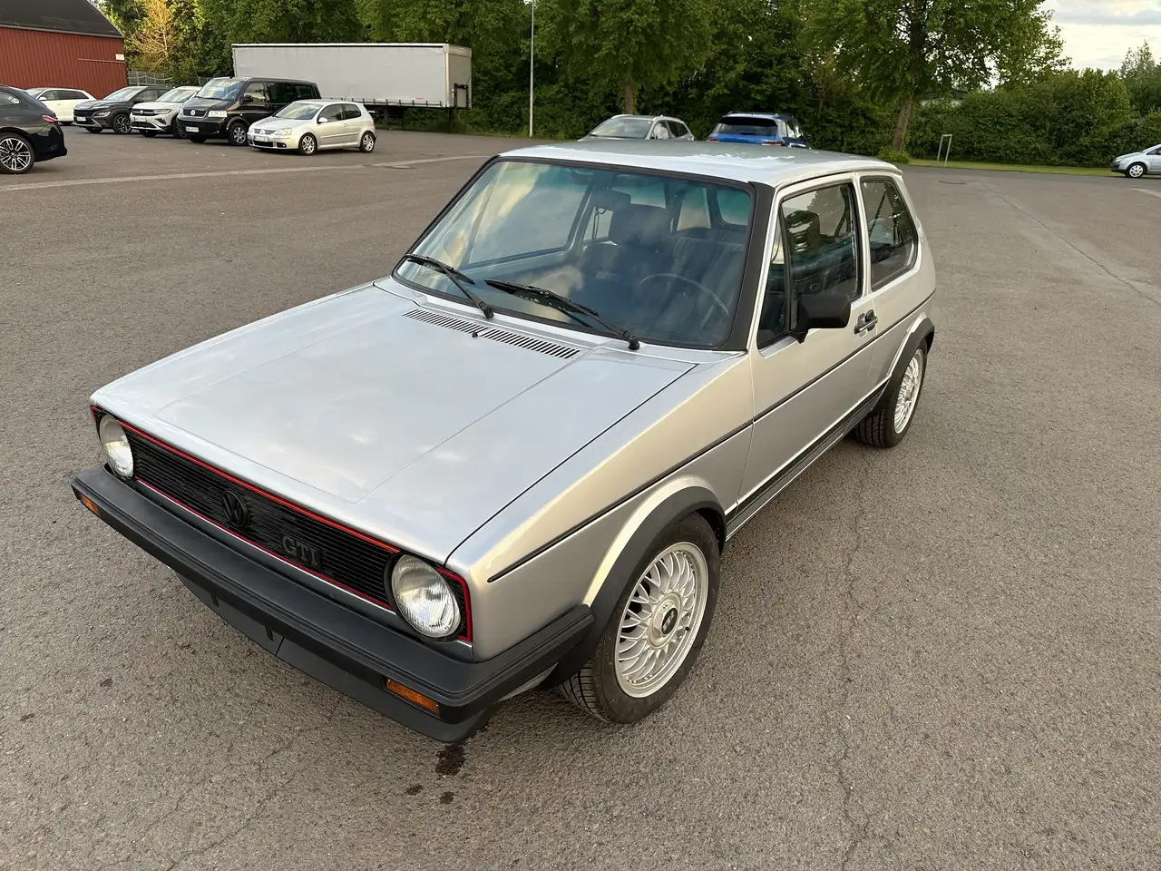 Volkswagen Golf GTI, foto 1